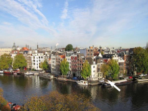 Отель Amsterdam Canal Guest Apartment  Амстердам